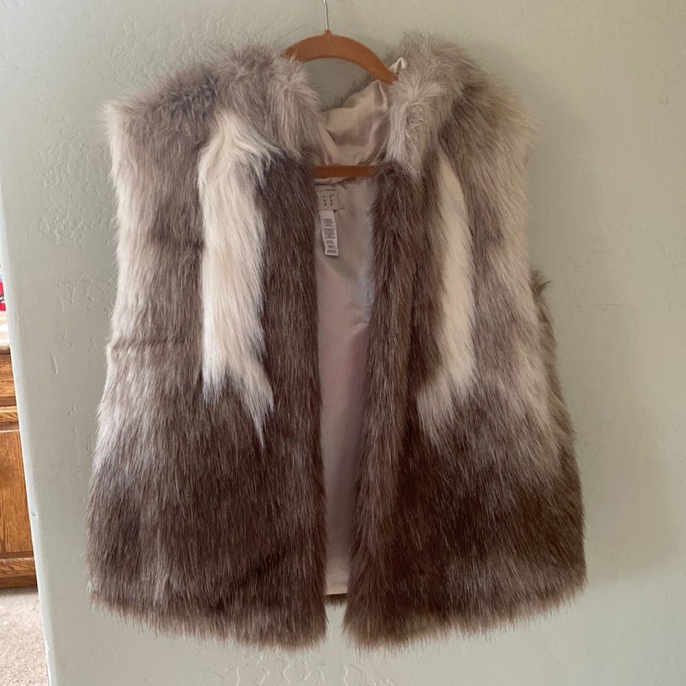 Faux fur vest